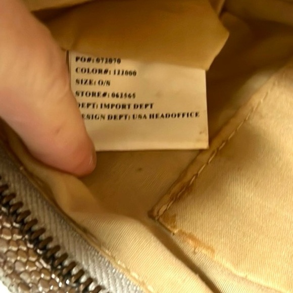 1990’s Statement Clutch w/Wrist Wrap, HEAVIER Piece, Silver Textured Back ,VTG - Picture 9 of 11